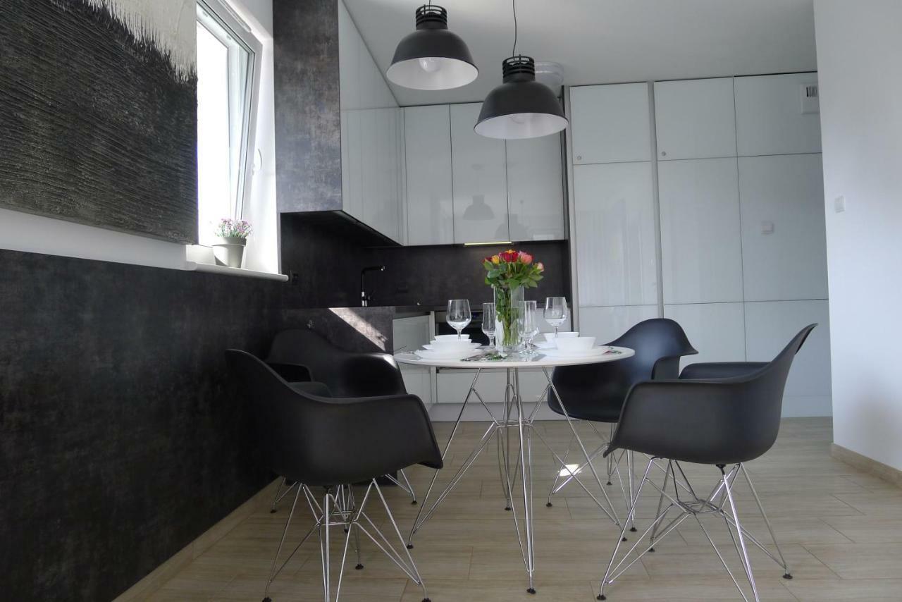 Impresja 42 Apartament Z Garazem 코워브제크 외부 사진