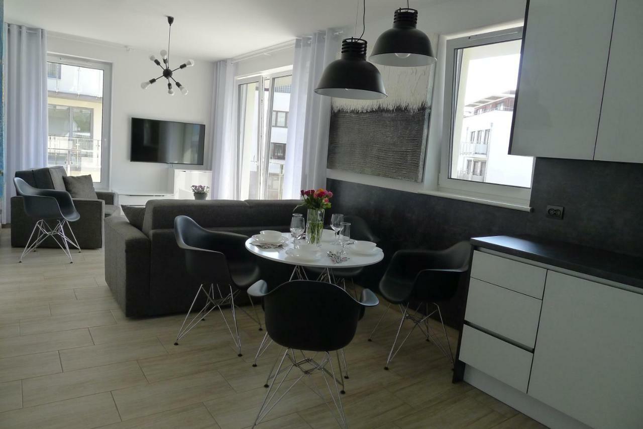 Impresja 42 Apartament Z Garazem 코워브제크 외부 사진